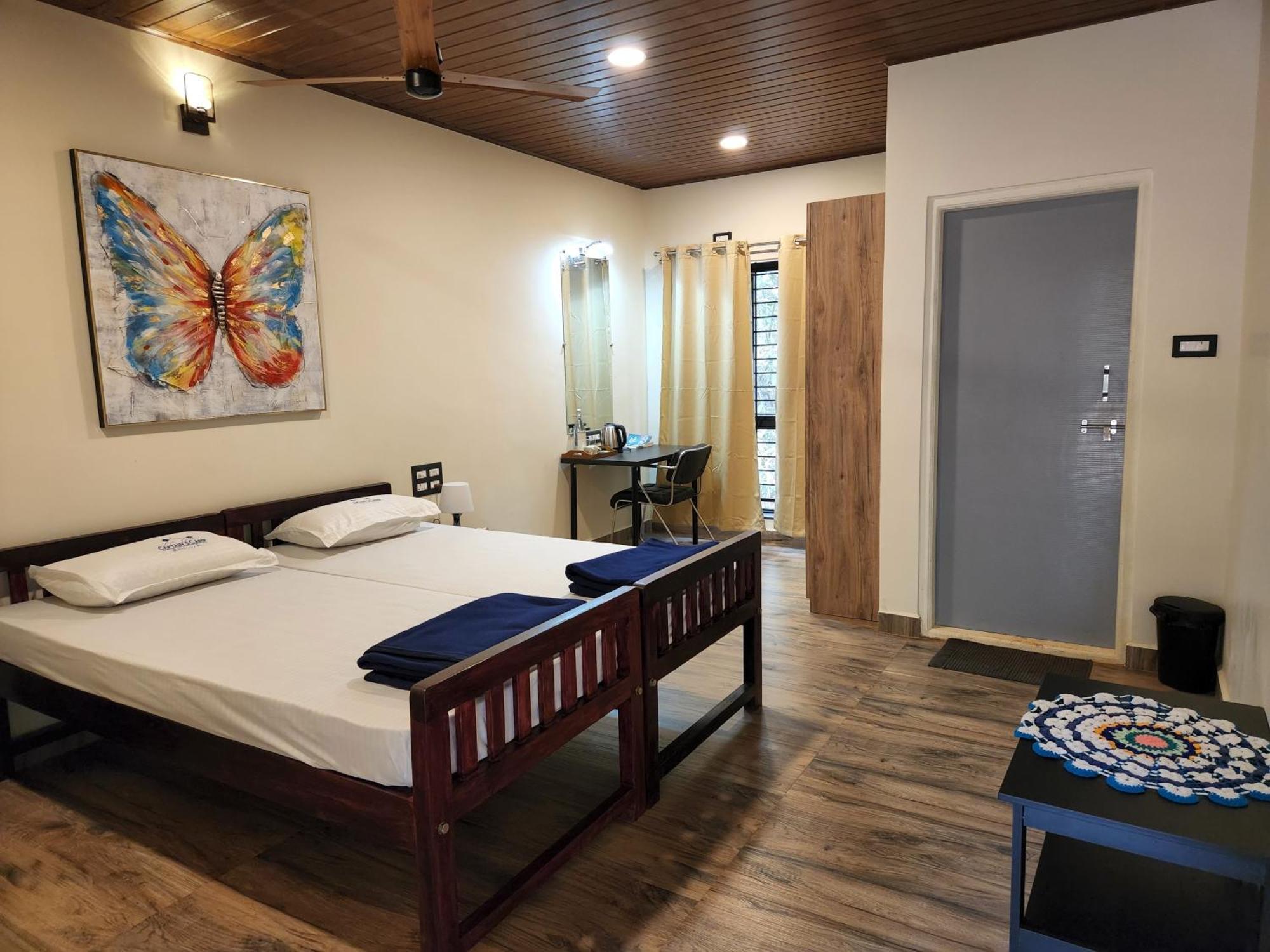 Captain'S Camp Sirsi Exterior photo